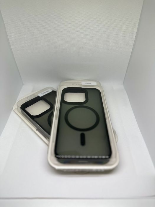 Чехлы на IPhone 15 pro и  IPhone 15 pro MAX