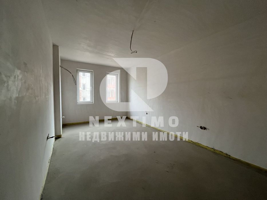 Продава се Тристаен апартамент в Пловдив, Христо Смирненски - 104 кв.м за 1200 €/кв.м - Снимка #7