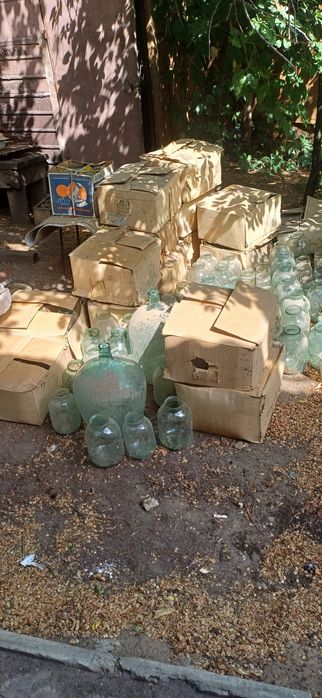 Продам  банки 3 л