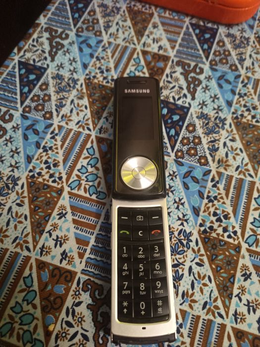 Samsung de colecție model sgh f210
