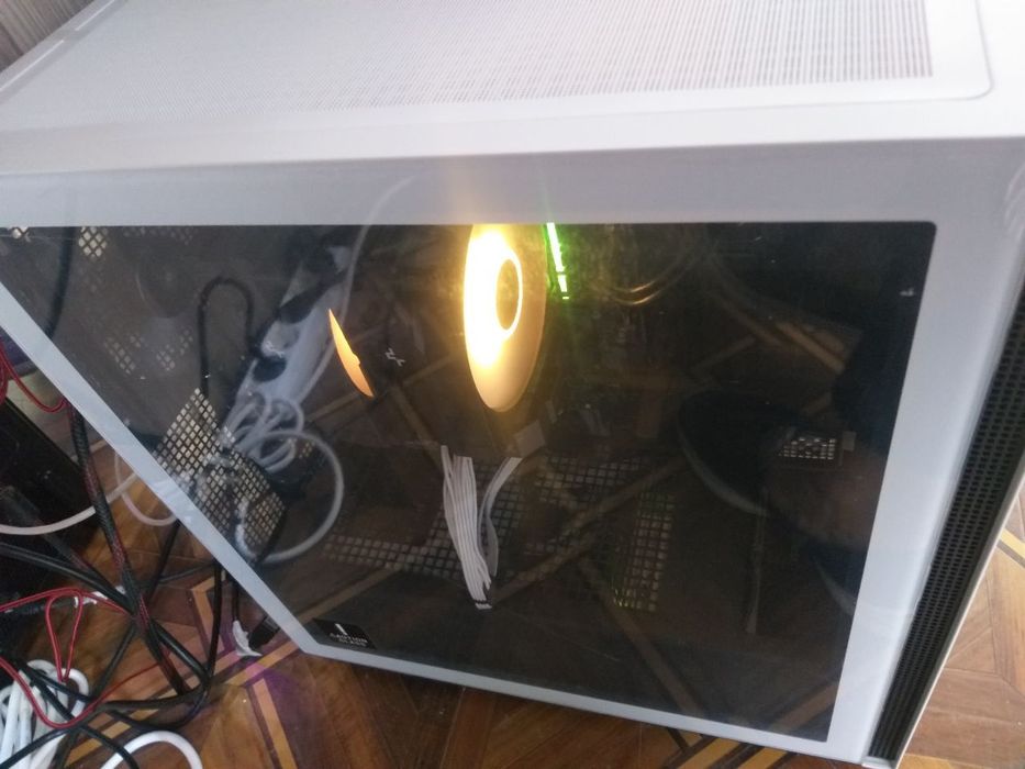 Компьютер сотилади идеал йенги