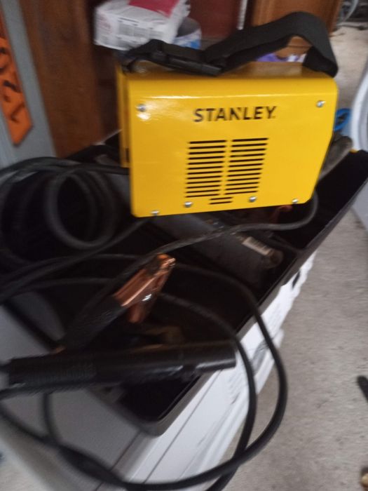 Vând inverter sudură