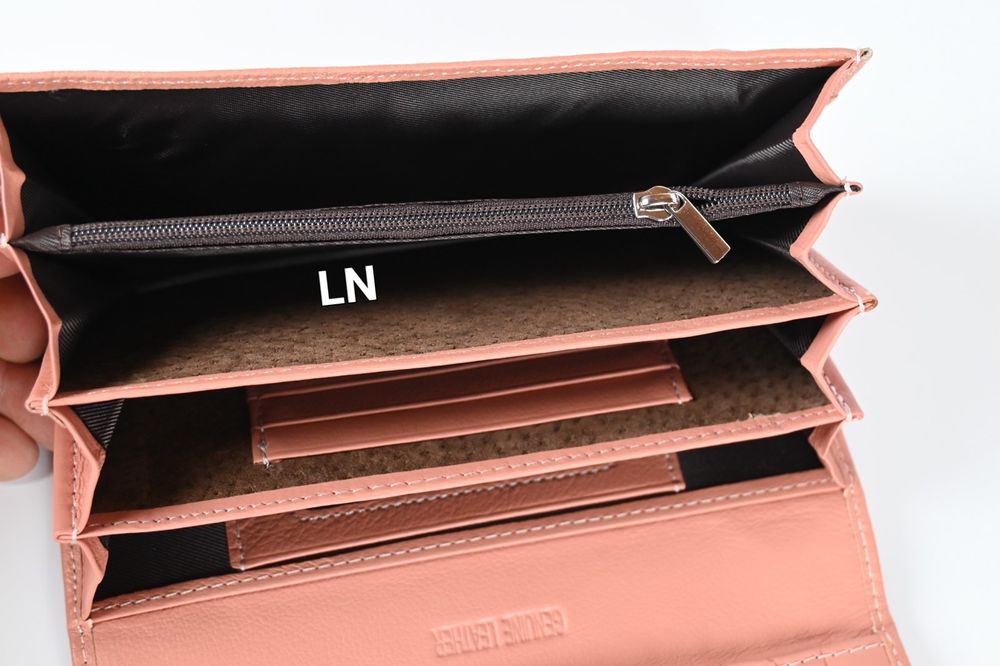 Дамско портмоне от естествена кожа