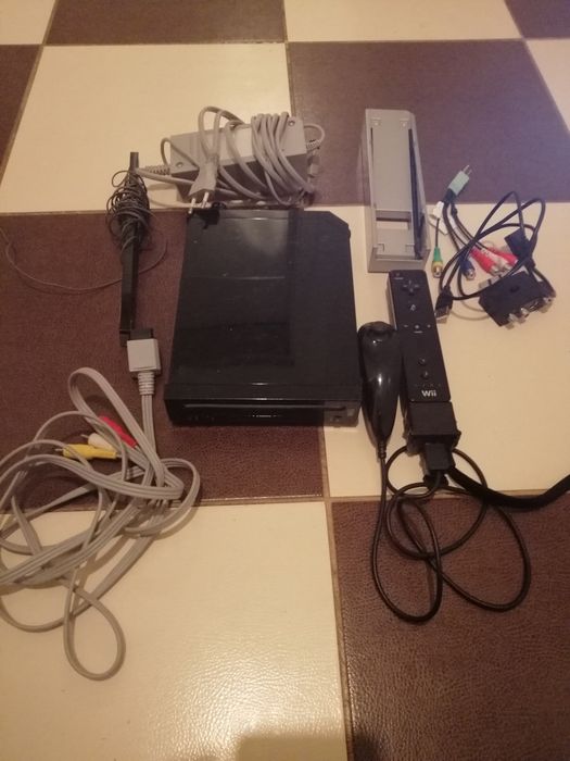 Consolă Wii, nu mă pricep ce model