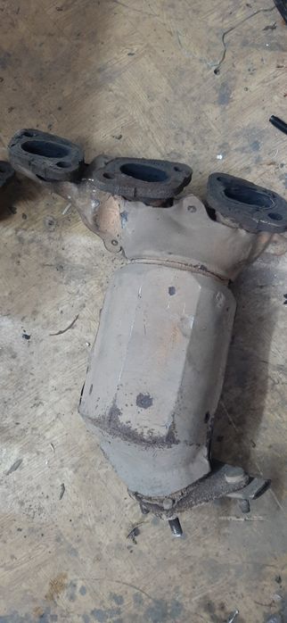 Запчасти на мазду мпв