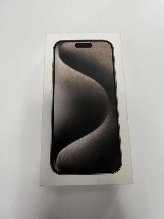 iPhone 15 pro 512gb