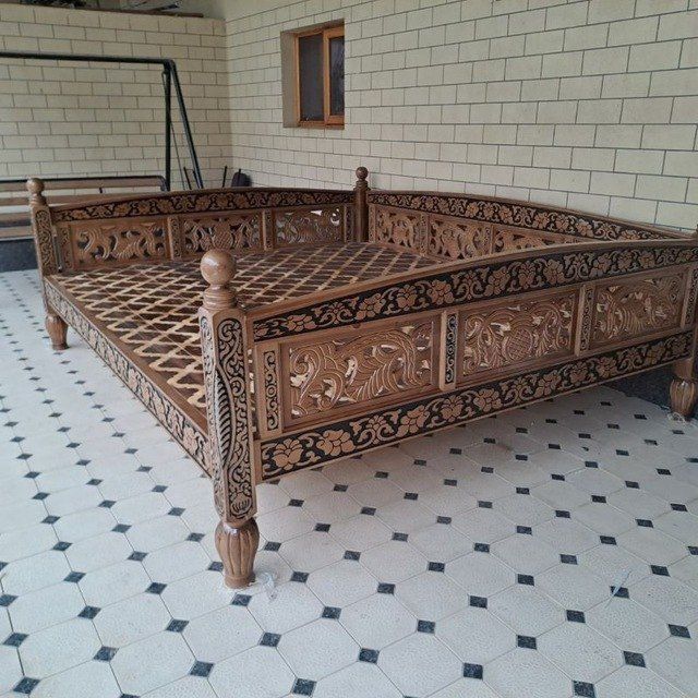 Сури кирават тапчан