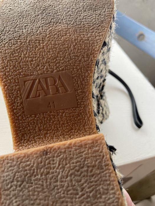 Платформи на Zara