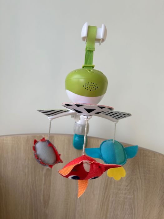 TINY LOVE Музикална въртележка