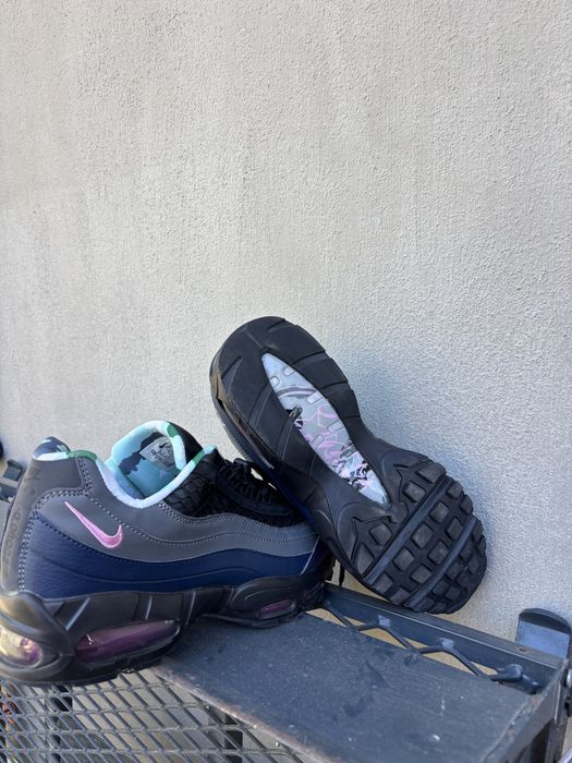 Продавам Nike Air Max 95