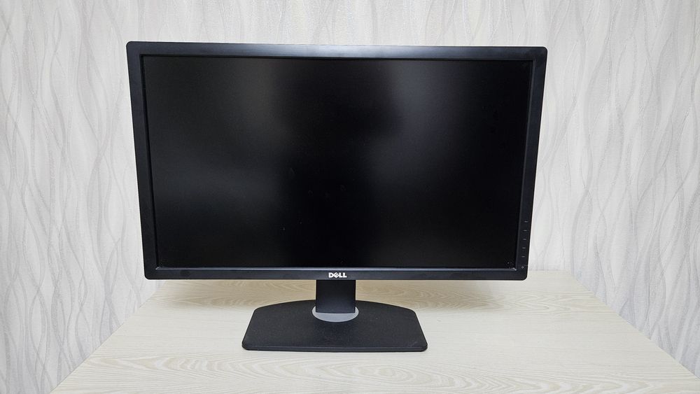 Монитор DELL UltraSharp U2713H