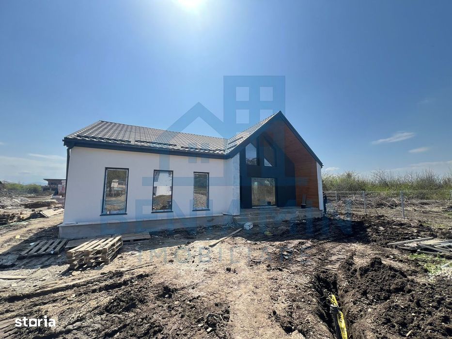 Casa-4 camere-170mp utili-723mp teren-Utilitati-Sanpetru-Harmanului