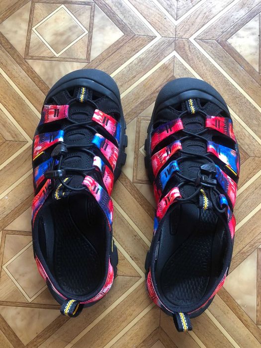 Сандали Keen цветни удобни леки защитени издържливи 42.5 размер