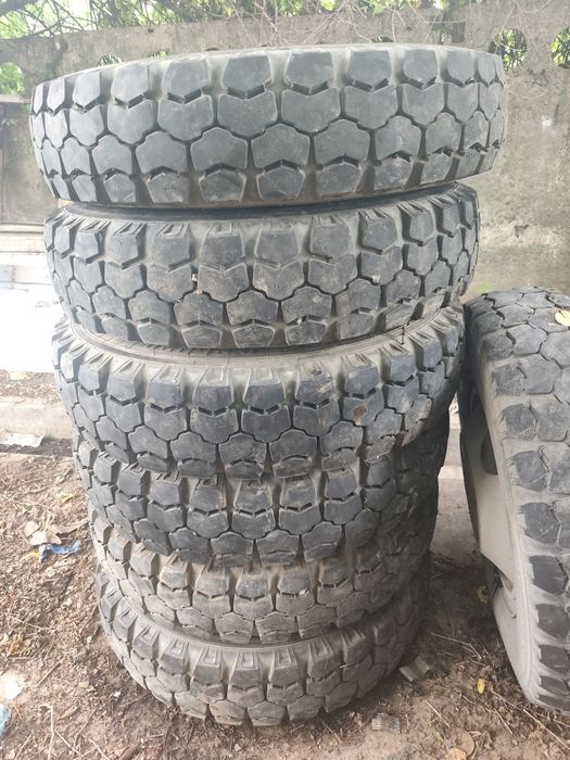 Продам резину на газ 53