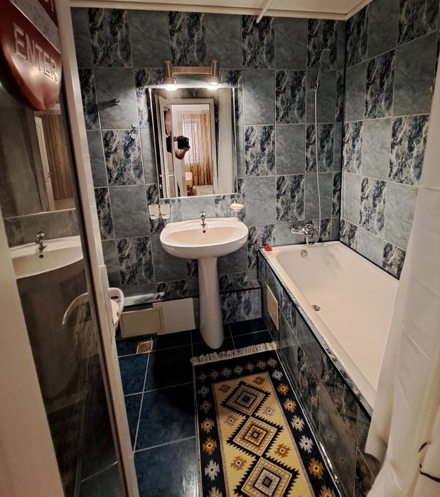 Proprietar,închiriez ap.2 camere zona Rahova,str.Bârca,renovat,aer condiționat,masina spălat,boiler