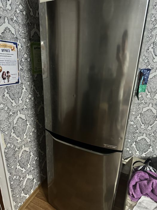 Холодильник Корейский LG