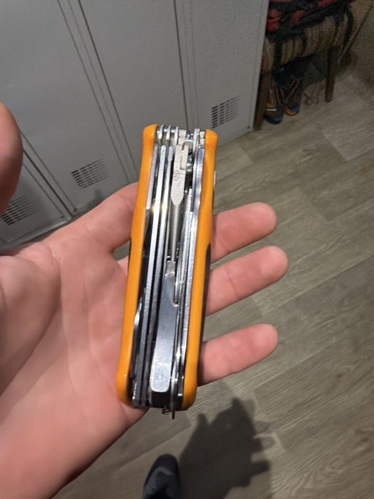 Официален нож на ПСС