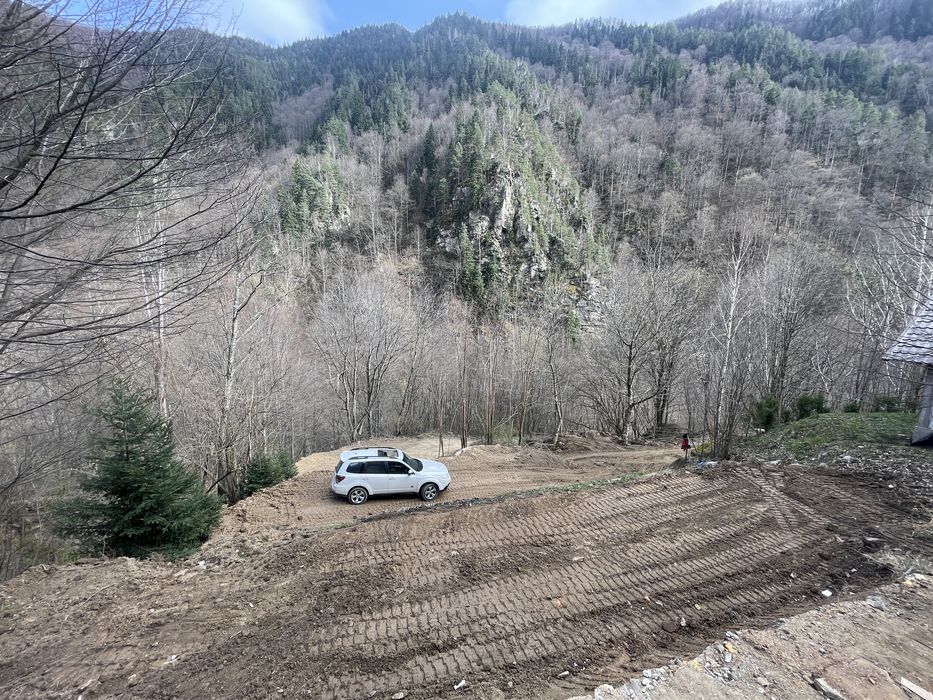 Vand Teren pe Transalpina pt Cabana cu vedere panoramică deosebită