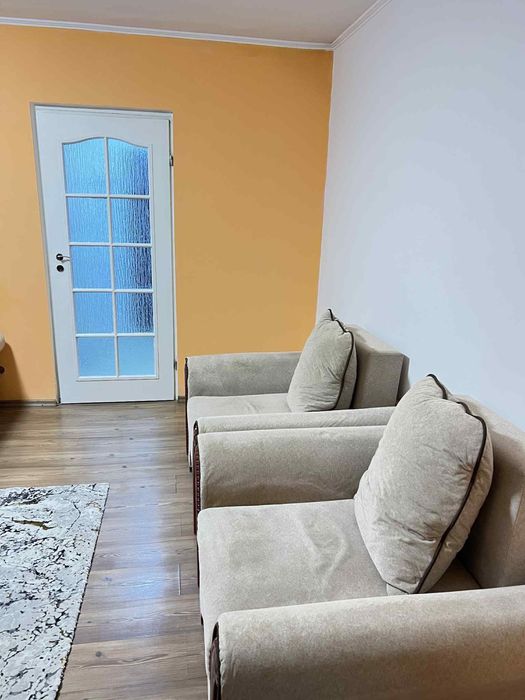 Inchiriez apartament cu 2 camere