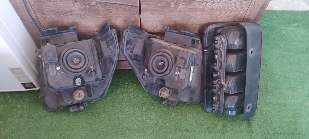 Dodge Nitro десен стоп