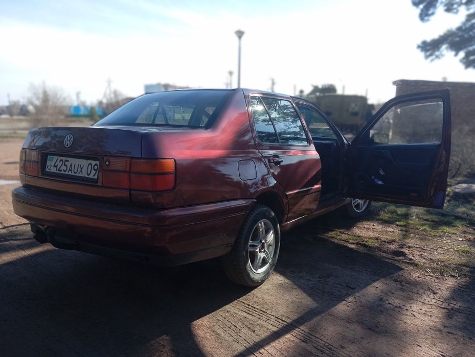 Продам или обменя венту 1992  ( 1.8 моно )