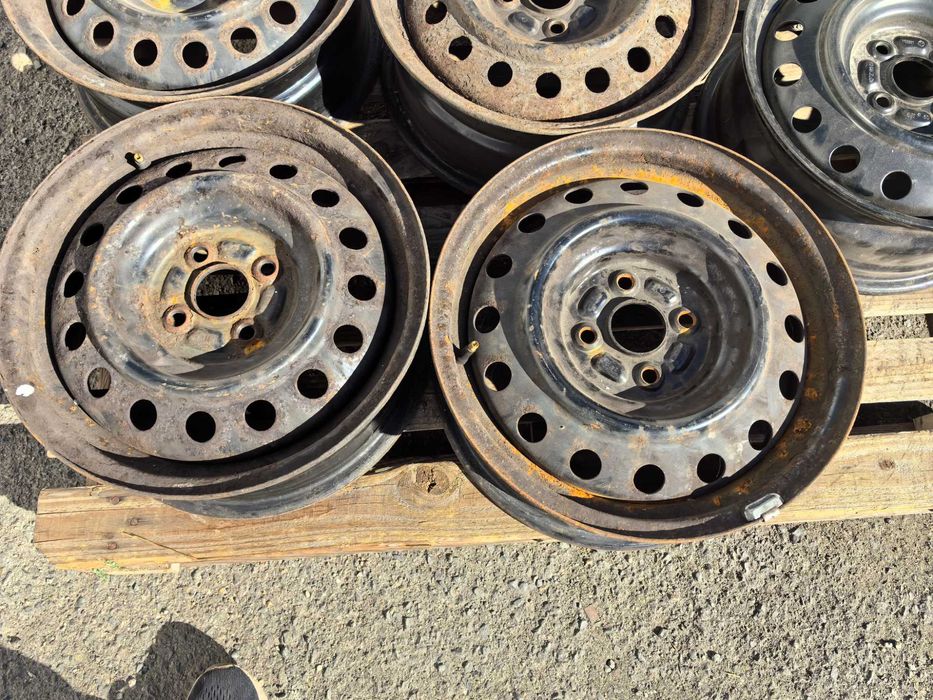 15 цола 4 х 100 мм Тойота / Мазда / Кия / Хюндай - 6 Инча / ЕТ 45