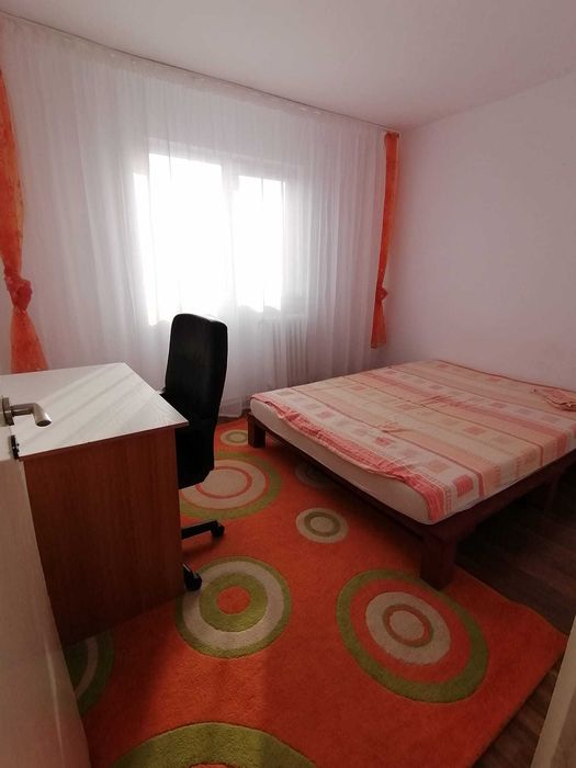 Inchiriez apartament pe strada Aviatorilor