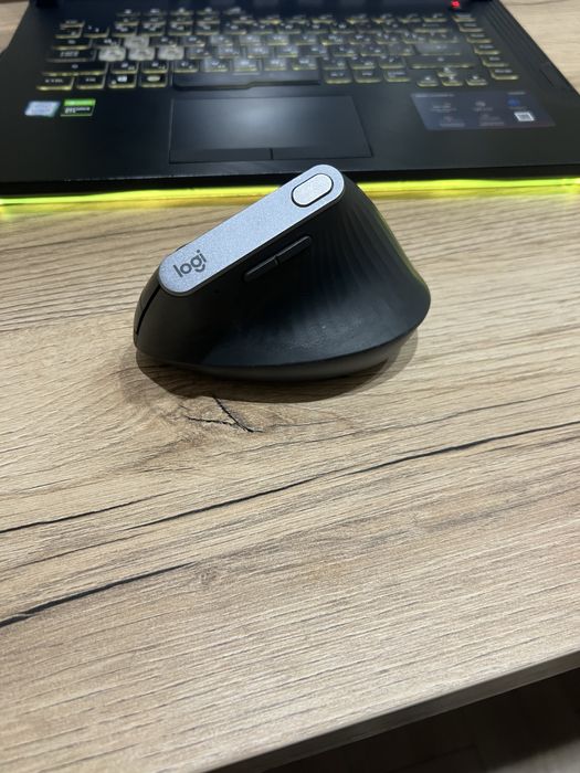 Продам Мышку logi