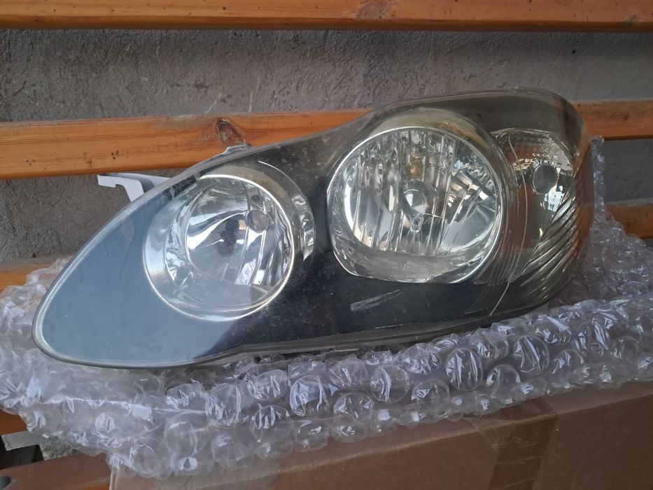 Фара от тойоты королла