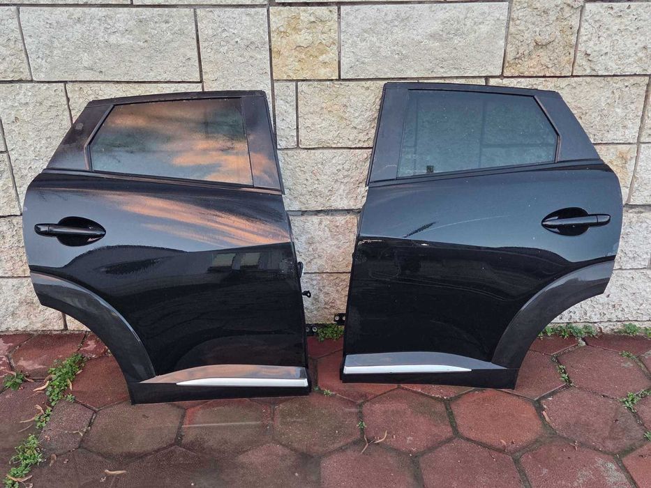 Задна лява и дясна врата Mazda CX-3, пълно оборудване, черни