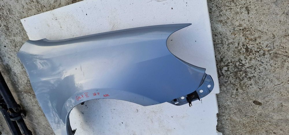 Aripa Dreapta Fata Golf 6