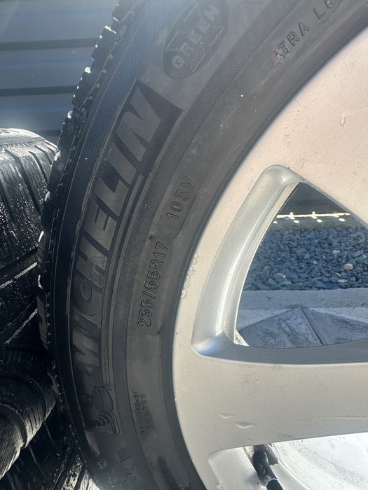 Vand jante aliaj Mercedes 5 buc + cauciucuri 235 / 55 / r18 A221 401 02 02 8j et 43