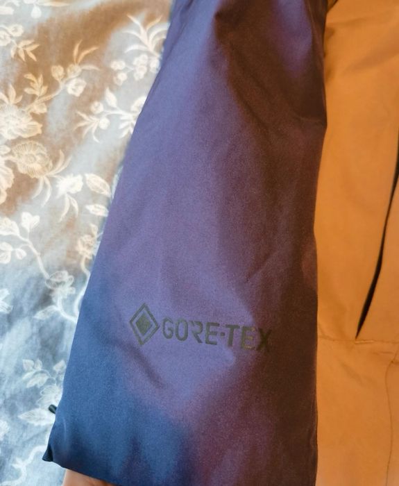 Geaca burton pillowline goretex women