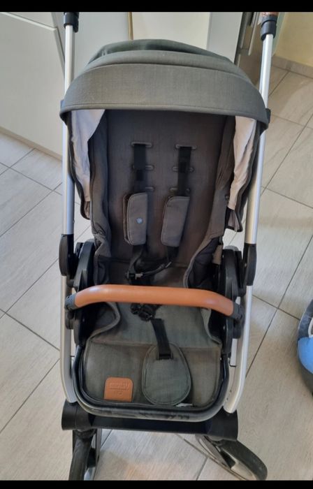 Vând carucior Cybex Nio Musty
