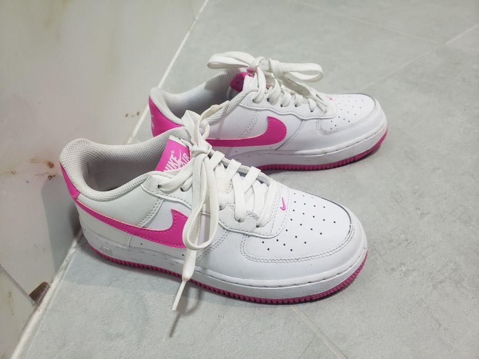 Маратонки Nike 36