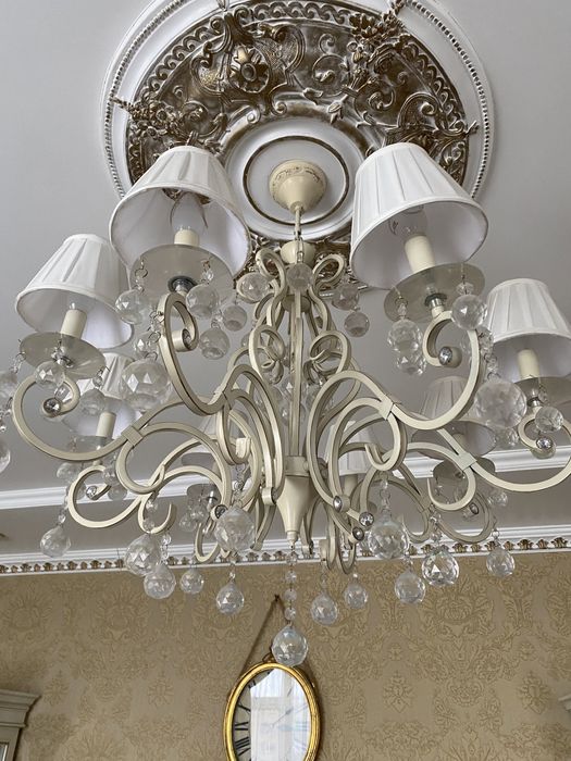 Продам люстру 7 рожковую