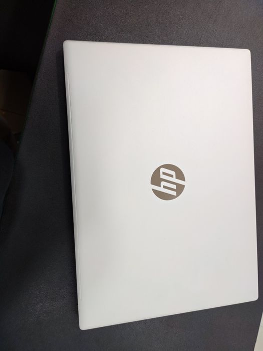 HP Omnibook 5 AI