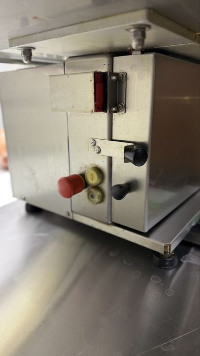 Ленточная пила. Пила для мяса.