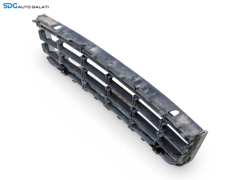 Grila Centrala Inferioara de pe Bara Spoiler Fata Volkswagen Passat B6 2005 - 2010 [LC3825]