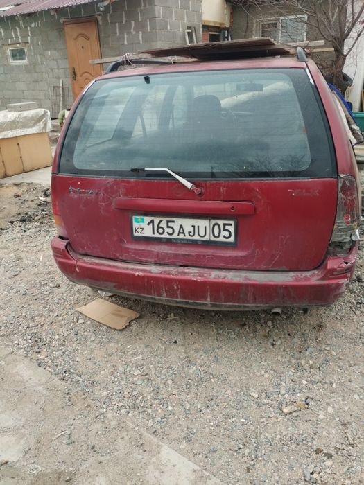 Продам авто Ниссан премьера