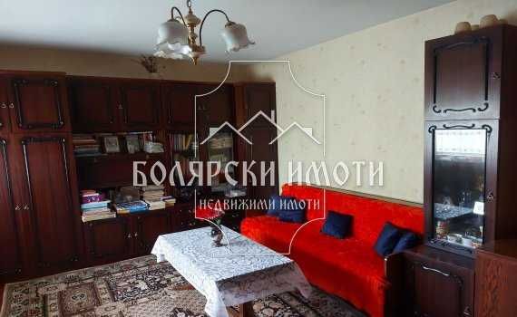 Продава се Тристаен апартамент в Велико Търново, Център - 115 кв.м за 898 €/кв.м - Снимка #4