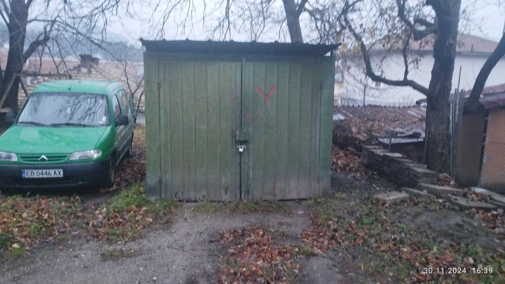 Продава се Гараж / Паркомясто в Габрово, Бичкиня - 15 кв.м за 16 €/кв.м - Снимка #1