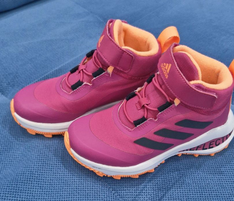 Детски спортни обувки Adidas