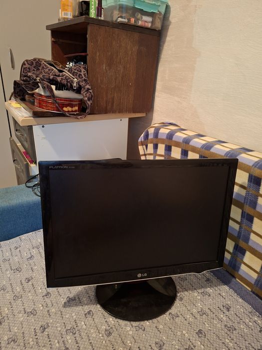 Монитор LG 22 HDMI