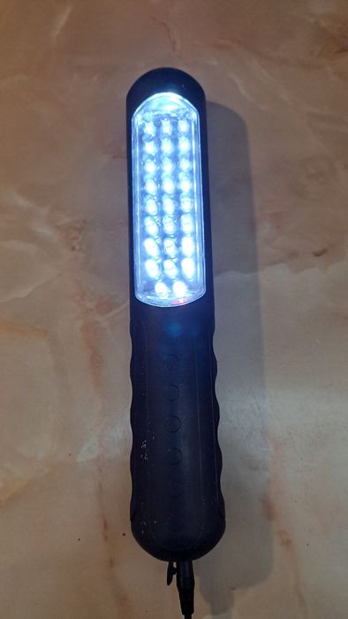 Подвижна  LED  Лампа