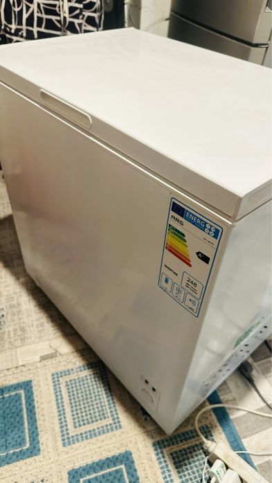 Продам морозильную камеру Arg