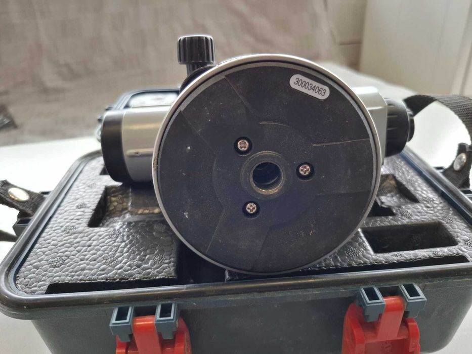 Оптичен нивелир BOSCH GOL 32G