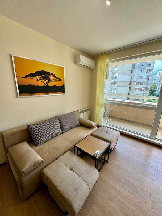 Дава се под наем Двустаен апартамент в София, Младост 4 - 70 кв.м за 600 € - Снимка #2