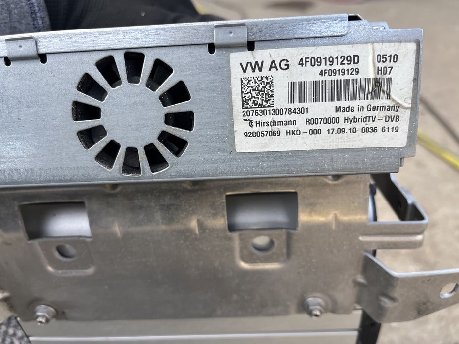 Sistem muzica Bang & Olufsen Audi A8 4H