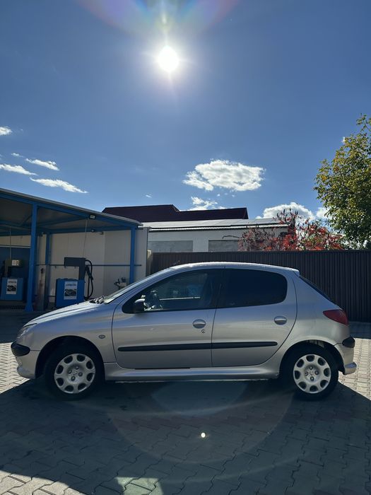 PEUGEOT 206 2004 — imagine 2